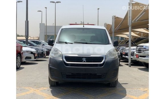 Ra Imported Peugeot Partner funfun Ọkọ̀ in Import - Dubai ni Ashanti Ra Imported Peugeot Partner funfun Ọkọ̀ in Import - Dubai ni Ashanti