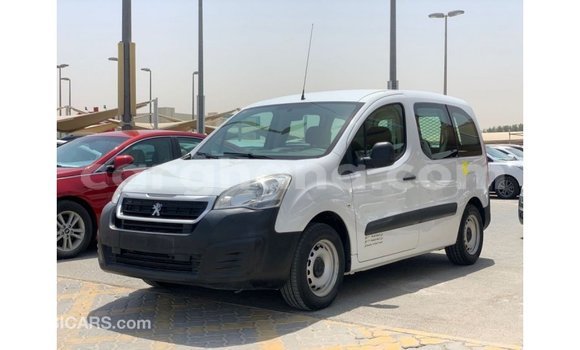 Ra Imported Peugeot Partner funfun Ọkọ̀ in Import - Dubai ni Ashanti Ra Imported Peugeot Partner funfun Ọkọ̀ in Import - Dubai ni Ashanti