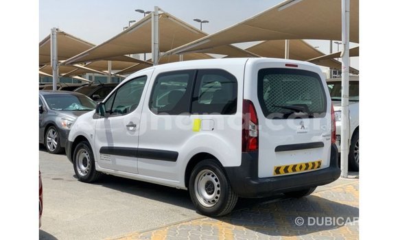 Ra Imported Peugeot Partner funfun Ọkọ̀ in Import - Dubai ni Ashanti Ra Imported Peugeot Partner funfun Ọkọ̀ in Import - Dubai ni Ashanti
