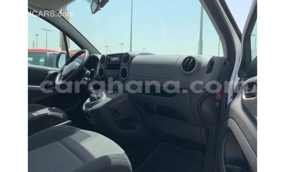 Ra Imported Peugeot Partner funfun Ọkọ̀ in Import - Dubai ni Ashanti Ra Imported Peugeot Partner funfun Ọkọ̀ in Import - Dubai ni Ashanti