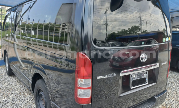 Ra Àlòkù Toyota Hiace Black Ọkọ̀ in Accra ni Greater Accra Ra Àlòkù Toyota Hiace Black Ọkọ̀ in Accra ni Greater Accra