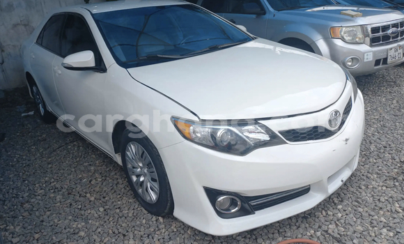 Buy Used Toyota Camry White Car in Accra in Greater Accra Buy Used Toyota Camry White Car in Accra in Greater Accra