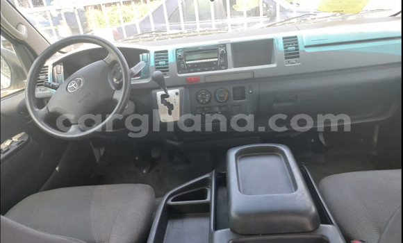 Sayi Na hannu Toyota Hiace White Mota in Accra a Greater Accra Sayi Na hannu Toyota Hiace White Mota in Accra a Greater Accra