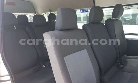 Sayi Na hannu Toyota Hiace White Mota in Accra a Greater Accra Sayi Na hannu Toyota Hiace White Mota in Accra a Greater Accra