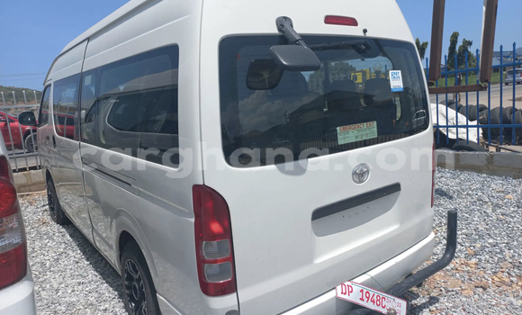 Sayi Na hannu Toyota Hiace White Mota in Accra a Greater Accra Sayi Na hannu Toyota Hiace White Mota in Accra a Greater Accra
