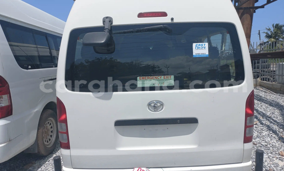Sayi Na hannu Toyota Hiace White Mota in Accra a Greater Accra Sayi Na hannu Toyota Hiace White Mota in Accra a Greater Accra