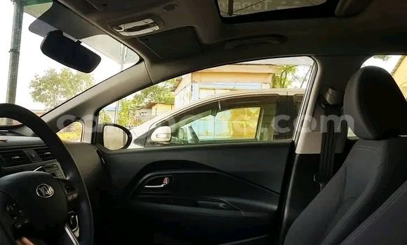 Ra Àlòkù Kia Mentor Miiran Ọkọ̀ in Accra ni Greater Accra Ra Àlòkù Kia Mentor Miiran Ọkọ̀ in Accra ni Greater Accra