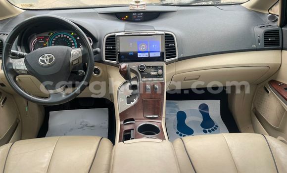 Sayi Na hannu Toyota Venza White Mota in Sekondi–Takoradi Metropolitan a Yamma Sayi Na hannu Toyota Venza White Mota in Sekondi–Takoradi Metropolitan a Yamma