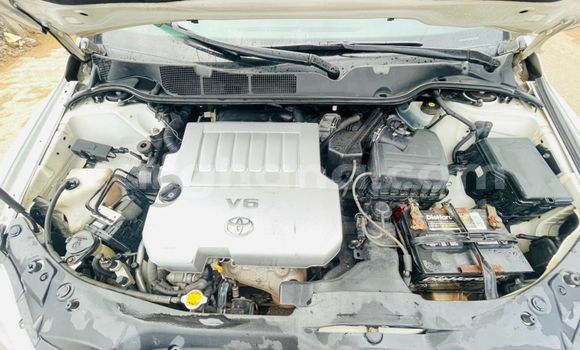 Sayi Na hannu Toyota Venza White Mota in Sekondi–Takoradi Metropolitan a Yamma Sayi Na hannu Toyota Venza White Mota in Sekondi–Takoradi Metropolitan a Yamma