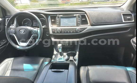 Sayi Na hannu Toyota Highlander White Mota in Accra a Greater Accra Sayi Na hannu Toyota Highlander White Mota in Accra a Greater Accra