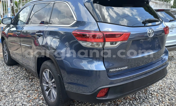 Sayi Na hannu Toyota Highlander Blue Mota in Accra a Greater Accra Sayi Na hannu Toyota Highlander Blue Mota in Accra a Greater Accra