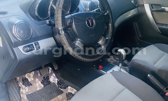 Buy Used Pontiac Vibe White Car in La in Greater Accra Buy Used Pontiac Vibe White Car in La in Greater Accra