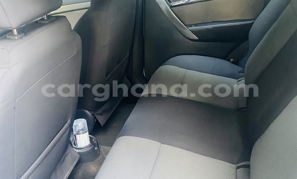 Buy Used Pontiac Vibe White Car in La in Greater Accra Buy Used Pontiac Vibe White Car in La in Greater Accra