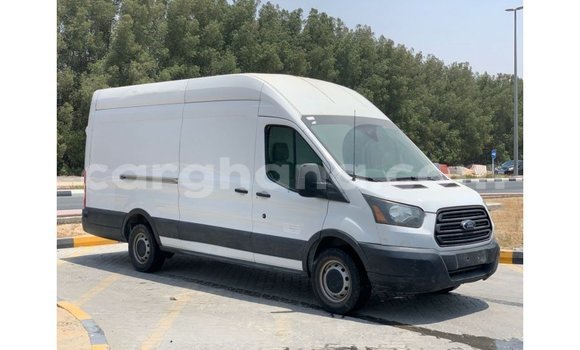 Ra Imported Ford Club Wagon funfun Ọkọ̀ in Import - Dubai ni Ashanti Ra Imported Ford Club Wagon funfun Ọkọ̀ in Import - Dubai ni Ashanti