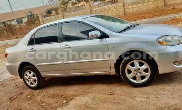 Sayi Na hannu Toyota Corolla Azurfa Mota in Accra a Greater Accra Sayi Na hannu Toyota Corolla Azurfa Mota in Accra a Greater Accra