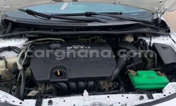 Sayi Na hannu Toyota Corolla White Mota in Accra a Greater Accra Sayi Na hannu Toyota Corolla White Mota in Accra a Greater Accra