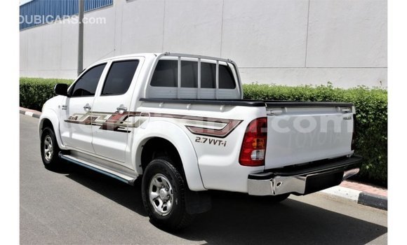 Buy Used Toyota Hilux White Car in Sekondi–Takoradi Metropolitan in Western Buy Used Toyota Hilux White Car in Sekondi–Takoradi Metropolitan in Western