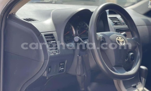 Sayi Na hannu Toyota Corolla White Mota in Accra a Greater Accra Sayi Na hannu Toyota Corolla White Mota in Accra a Greater Accra