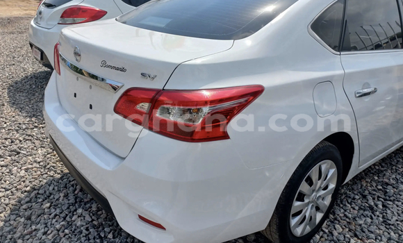 Sayi Na hannu Nissan Sentra White Mota in Accra a Greater Accra Sayi Na hannu Nissan Sentra White Mota in Accra a Greater Accra