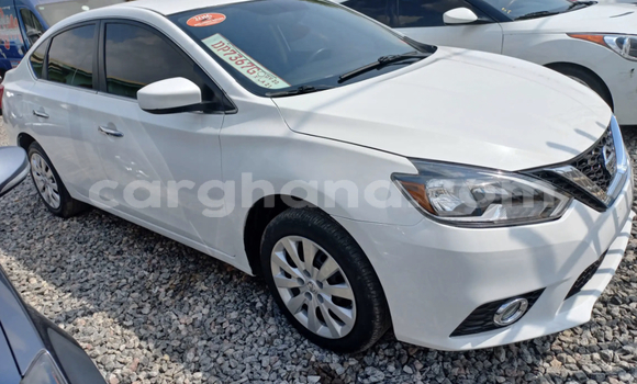 Sayi Na hannu Nissan Sentra White Mota in Accra a Greater Accra Sayi Na hannu Nissan Sentra White Mota in Accra a Greater Accra