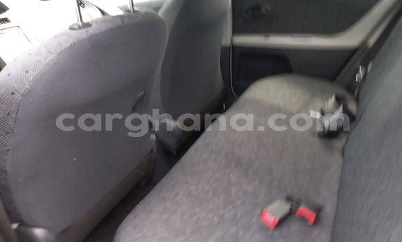 Sayi Na hannu Toyota Vitz Blue Mota in Accra a Greater Accra Sayi Na hannu Toyota Vitz Blue Mota in Accra a Greater Accra