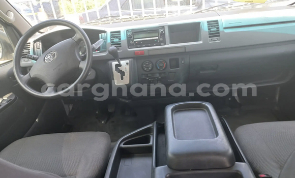 Sayi Na hannu Toyota Hiace White Mota in Accra a Greater Accra Sayi Na hannu Toyota Hiace White Mota in Accra a Greater Accra