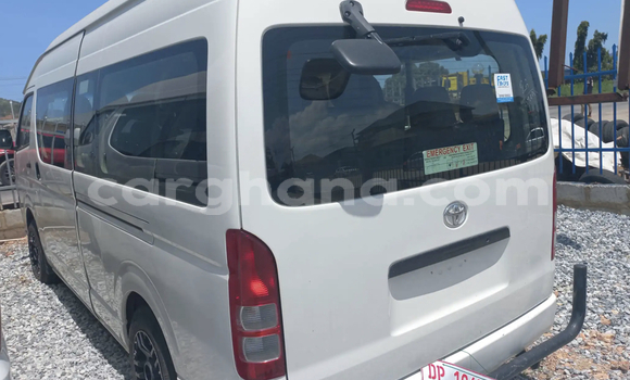 Sayi Na hannu Toyota Hiace White Mota in Accra a Greater Accra Sayi Na hannu Toyota Hiace White Mota in Accra a Greater Accra