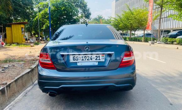 Buy Used Mercedes-Benz C-Classe Blue Car in Accra in Greater Accra Buy Used Mercedes-Benz C-Classe Blue Car in Accra in Greater Accra