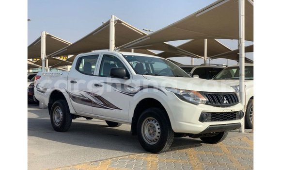 Ra Imported Mitsubishi L200 funfun Ọkọ̀ in Import - Dubai ni Ashanti Ra Imported Mitsubishi L200 funfun Ọkọ̀ in Import - Dubai ni Ashanti