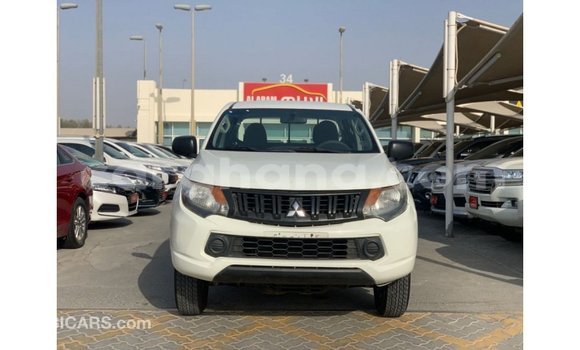 Ra Imported Mitsubishi L200 funfun Ọkọ̀ in Import - Dubai ni Ashanti Ra Imported Mitsubishi L200 funfun Ọkọ̀ in Import - Dubai ni Ashanti