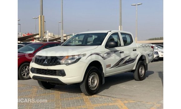 Ra Imported Mitsubishi L200 funfun Ọkọ̀ in Import - Dubai ni Ashanti Ra Imported Mitsubishi L200 funfun Ọkọ̀ in Import - Dubai ni Ashanti