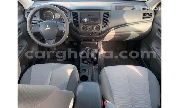 Ra Imported Mitsubishi L200 funfun Ọkọ̀ in Import - Dubai ni Ashanti Ra Imported Mitsubishi L200 funfun Ọkọ̀ in Import - Dubai ni Ashanti