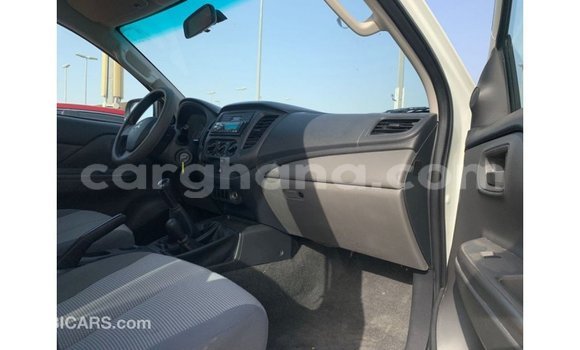 Ra Imported Mitsubishi L200 funfun Ọkọ̀ in Import - Dubai ni Ashanti Ra Imported Mitsubishi L200 funfun Ọkọ̀ in Import - Dubai ni Ashanti