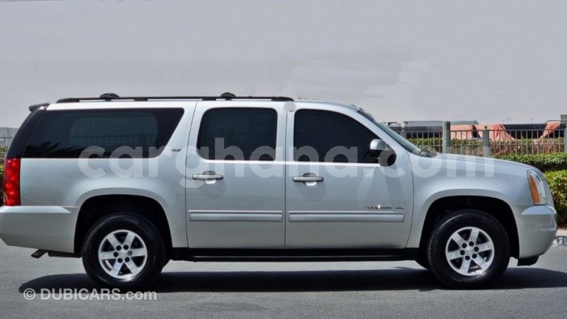 Big with watermark gmc yukon ashanti import dubai 46124