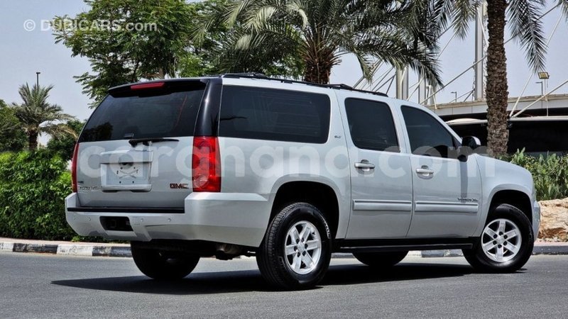 Big with watermark gmc yukon ashanti import dubai 46124