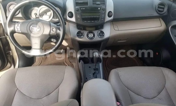 Ra Àlòkù Toyota RAV4 Miiran Ọkọ̀ in Accra ni Greater Accra Ra Àlòkù Toyota RAV4 Miiran Ọkọ̀ in Accra ni Greater Accra