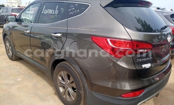 Sayi Na hannu Hyundai Santa Fe Brown Mota in Accra a Greater Accra