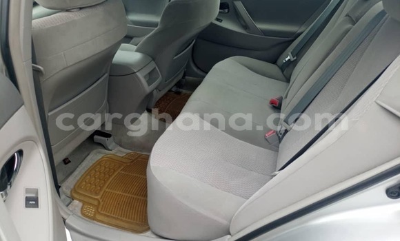 Ra Àlòkù Toyota Camry Silver Ọkọ̀ in Accra ni Greater Accra Ra Àlòkù Toyota Camry Silver Ọkọ̀ in Accra ni Greater Accra