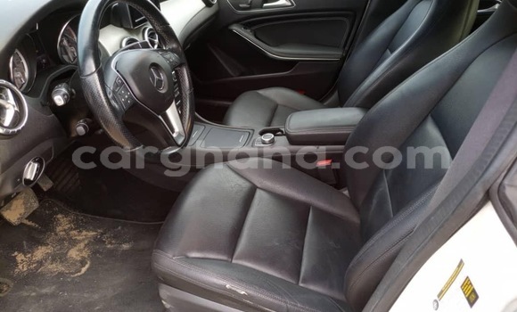 Buy Used Mercedes‒Benz CLA-klasse White Car in Accra in Greater Accra Buy Used Mercedes‒Benz CLA-klasse White Car in Accra in Greater Accra