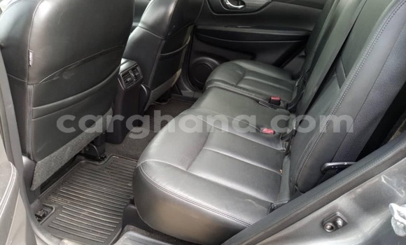Sayi Na hannu Nissan Rogue Black Mota in Accra a Greater Accra Sayi Na hannu Nissan Rogue Black Mota in Accra a Greater Accra