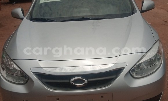 Ra Àlòkù Renault Samsung SM3 Silver Ọkọ̀ in Sunyani ni Brong-Ahafo