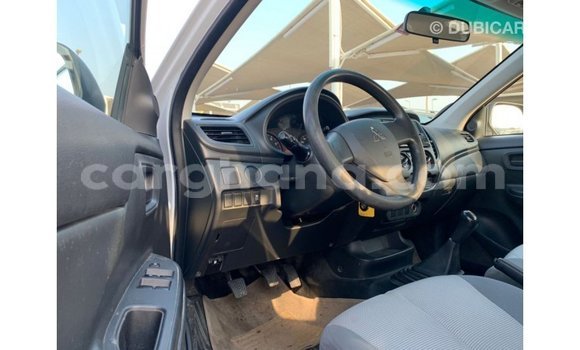 Ra Imported Mitsubishi L200 funfun Ọkọ̀ in Import - Dubai ni Ashanti Ra Imported Mitsubishi L200 funfun Ọkọ̀ in Import - Dubai ni Ashanti