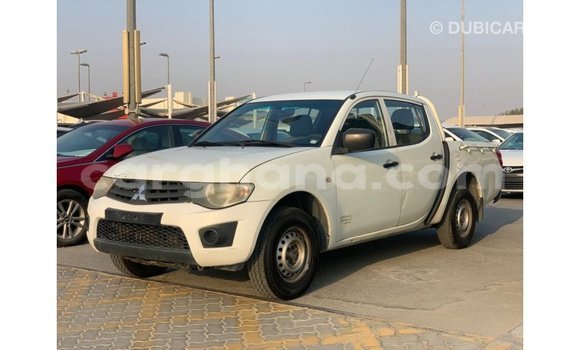 Ra Imported Mitsubishi L200 funfun Ọkọ̀ in Import - Dubai ni Ashanti Ra Imported Mitsubishi L200 funfun Ọkọ̀ in Import - Dubai ni Ashanti