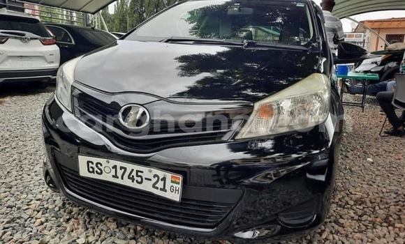 Ra Àlòkù Toyota Vitz Black Ọkọ̀ in Accra ni Greater Accra
