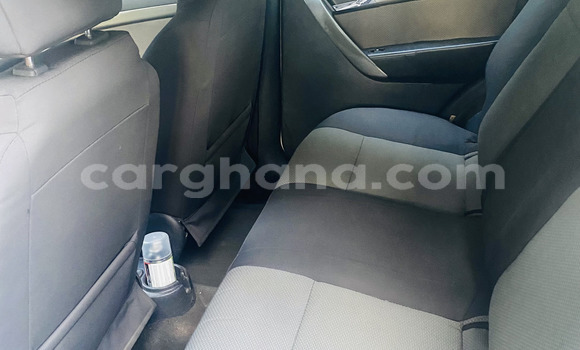 Buy Used Pontiac Vibe White Car in Accra in Greater Accra Buy Used Pontiac Vibe White Car in Accra in Greater Accra