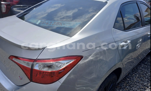 Ra Àlòkù Toyota Corolla Silver Ọkọ̀ in Accra ni Greater Accra Ra Àlòkù Toyota Corolla Silver Ọkọ̀ in Accra ni Greater Accra