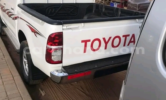 Buy Used Toyota Hilux White Car in Accra in Greater Accra
