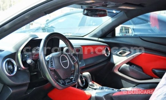 Sayi Imported Chevrolet Camaro White Mota in Import - Dubai a Ashanti Sayi Imported Chevrolet Camaro White Mota in Import - Dubai a Ashanti