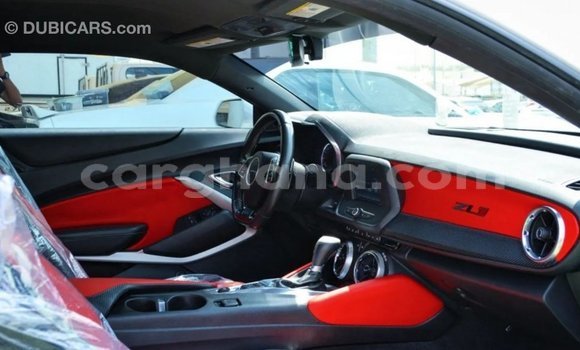 Sayi Imported Chevrolet Camaro White Mota in Import - Dubai a Ashanti Sayi Imported Chevrolet Camaro White Mota in Import - Dubai a Ashanti