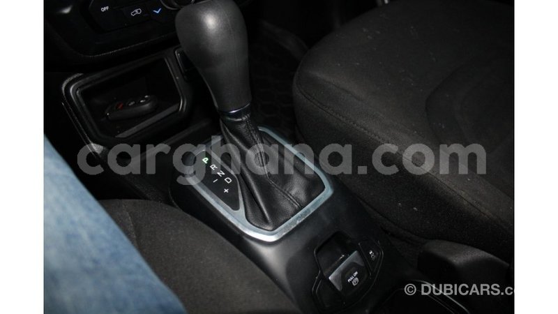 Big with watermark jeep renegade ashanti import dubai 46212